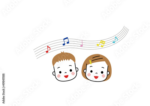 歌を歌っている男の子と女の子　