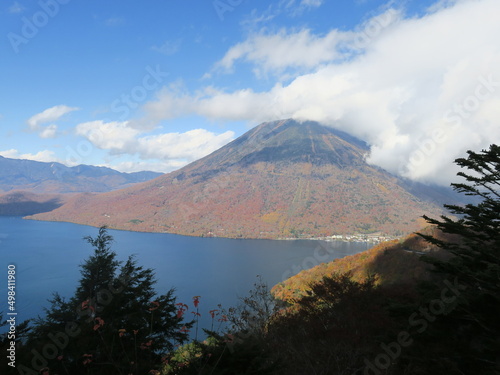 雲、山、湖