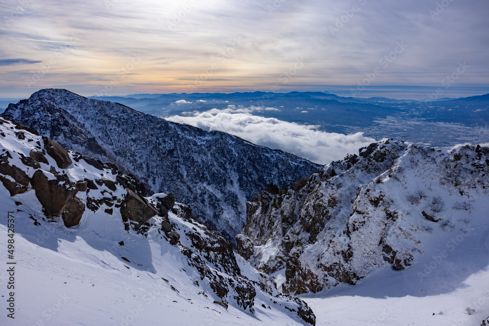 Fototapeta premium 浅間山から群馬の峰々