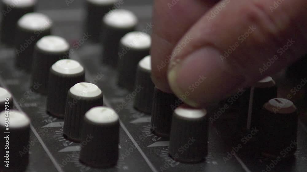 Professional multitrack sound recording, trimming volume. Professional multitrack sound recording, trimming volume.