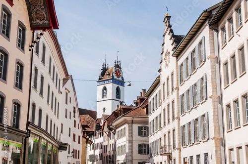 Aarau, Stadtkirche, Altstadt, Altstadthäuser, historische Gassen, Aare, Fluss, Frühling, Frühlingssonne, Aargau, Schweiz