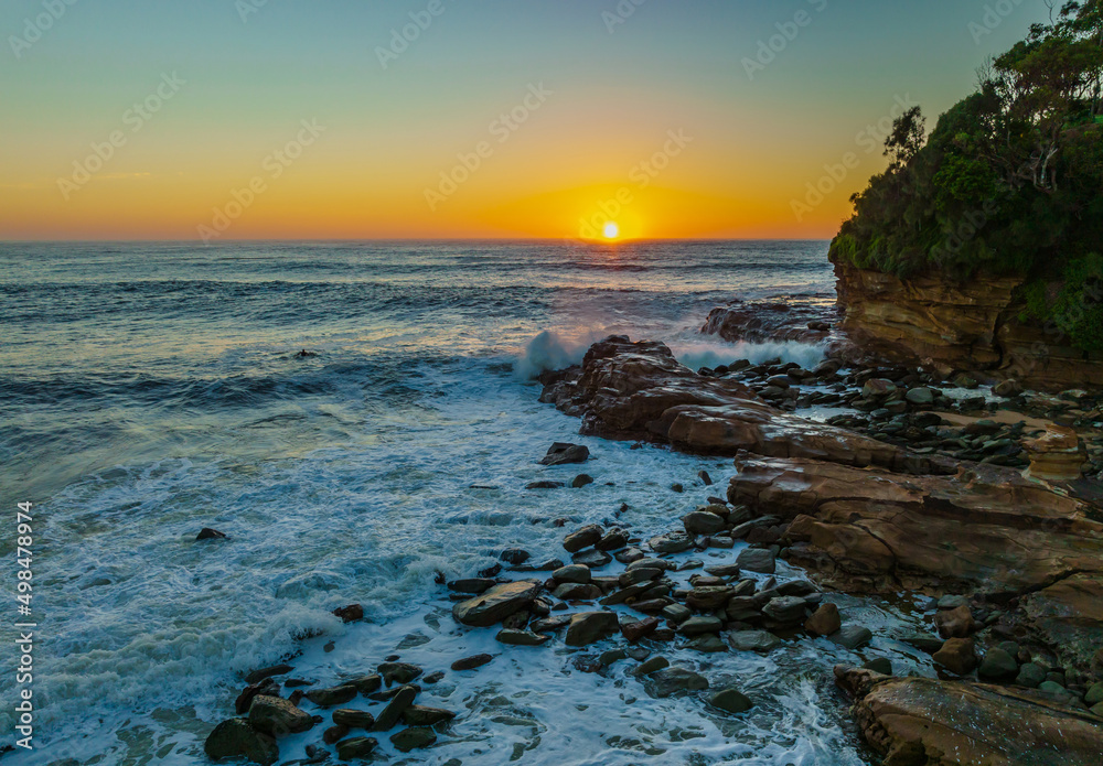 Obraz premium Clear skies aerial sunrise seascape