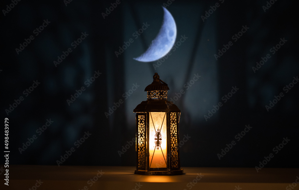 ramadan Kareem greeting photo with serene mosque background with beautiful glowing lantern. ramadan Kareem greeting photo with serene mosque background with beautiful glowing lantern.