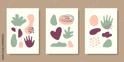 Cover template collection with hand drawn organic shapes. Vector illustration © Alex Hariyandi