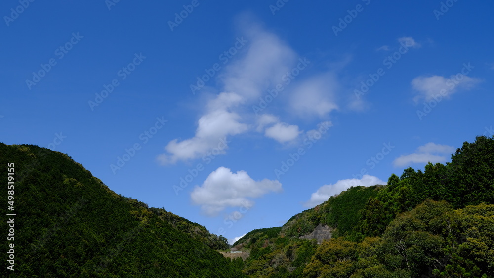 Obraz premium 空と山