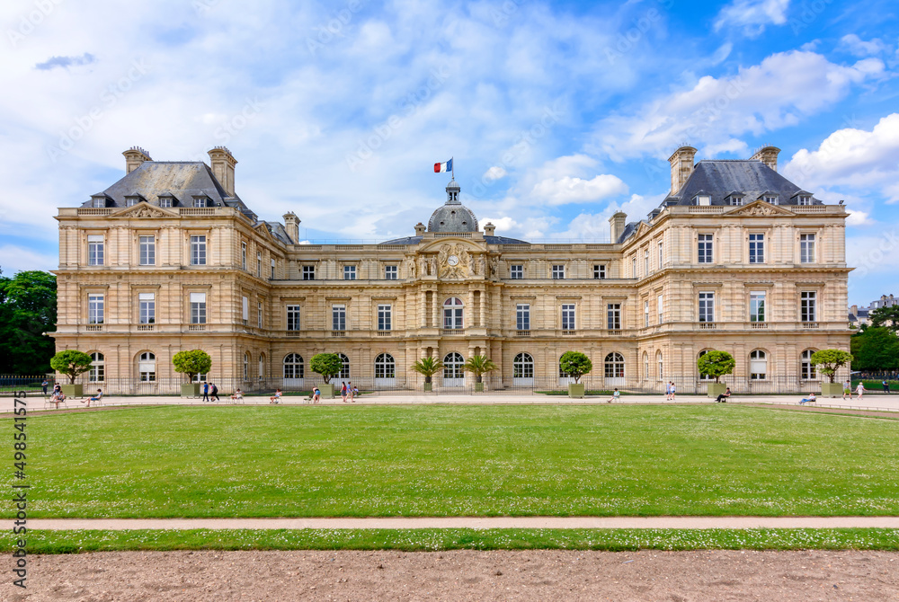 Obraz na płótnie Luxembourg palace in Paris, France w salonie
