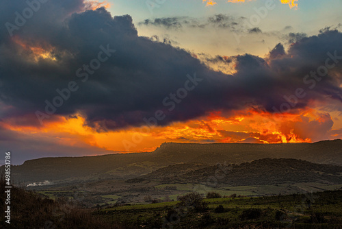 sardegna monte arci tramonto infuocato 