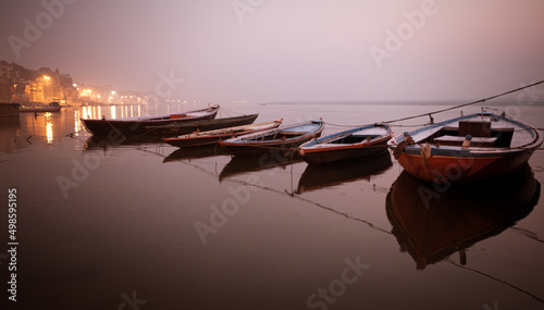 Atardecer en el Río Ganges