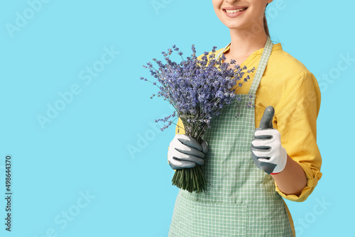 Female gardener with lavend...