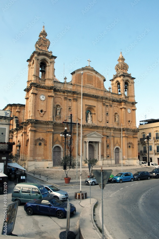 Eglise Saint-Joseph de Msida vers La Valette capitale de la République de Malte