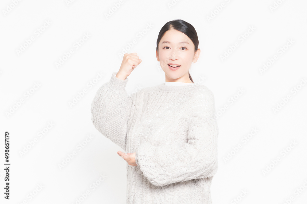 納得したジェスチャーをする女性 納得したジェスチャーをする女性