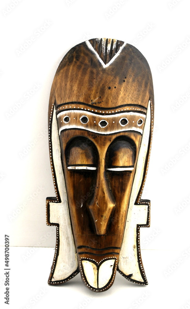 Stara drewniana maska afrykańska szamana plemienna - obrazy, fototapety, plakaty 
