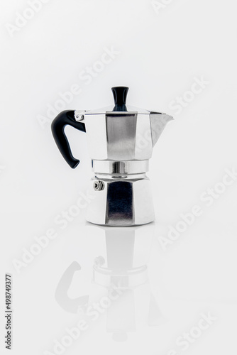 Używana, srebrna domowa kawiarka ciśnieniową do espresso
