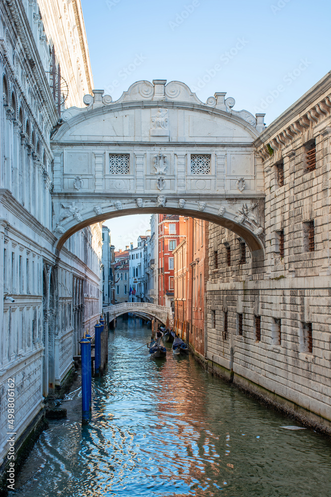 Italy, Bridge of Sighs in Venice, morning cityscape