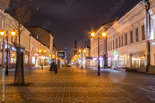 Kazan on an April evening, the Republic of Tatarstan, 2022. Казань апрельским вечером, республика Татарстан, 2022 год. 