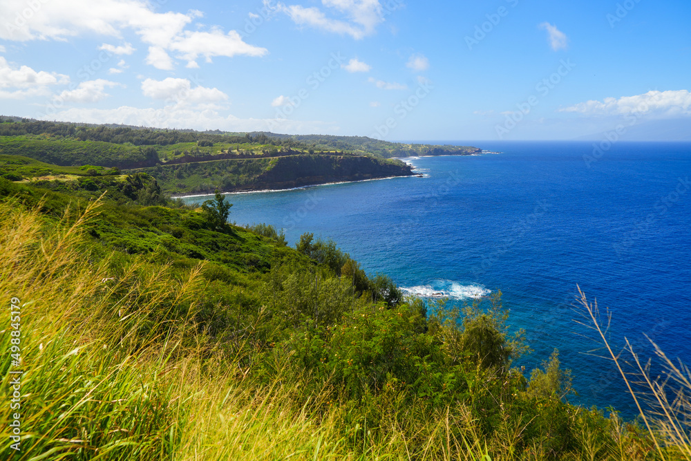 Honokohau Bay between the Kahekili and Honoapiilani highways on West Maui, Hawaii - Green cliffs above the Pacific Ocean