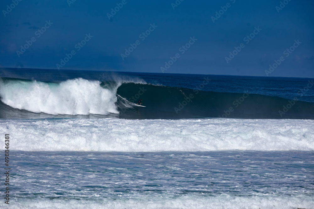 waves crashing on rocks
