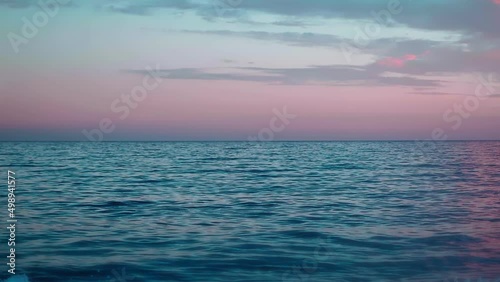 Wallpaper Mural Empty sunset ocean loop with seagull passing by Torontodigital.ca