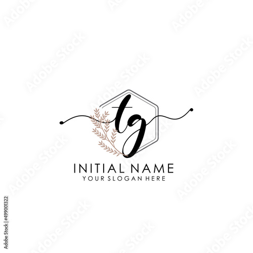 TG Luxury initial handwriting logo with flower template, logo for beauty, fashion, wedding, photography