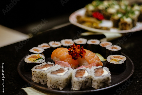 sushi e comidas asiáticas 