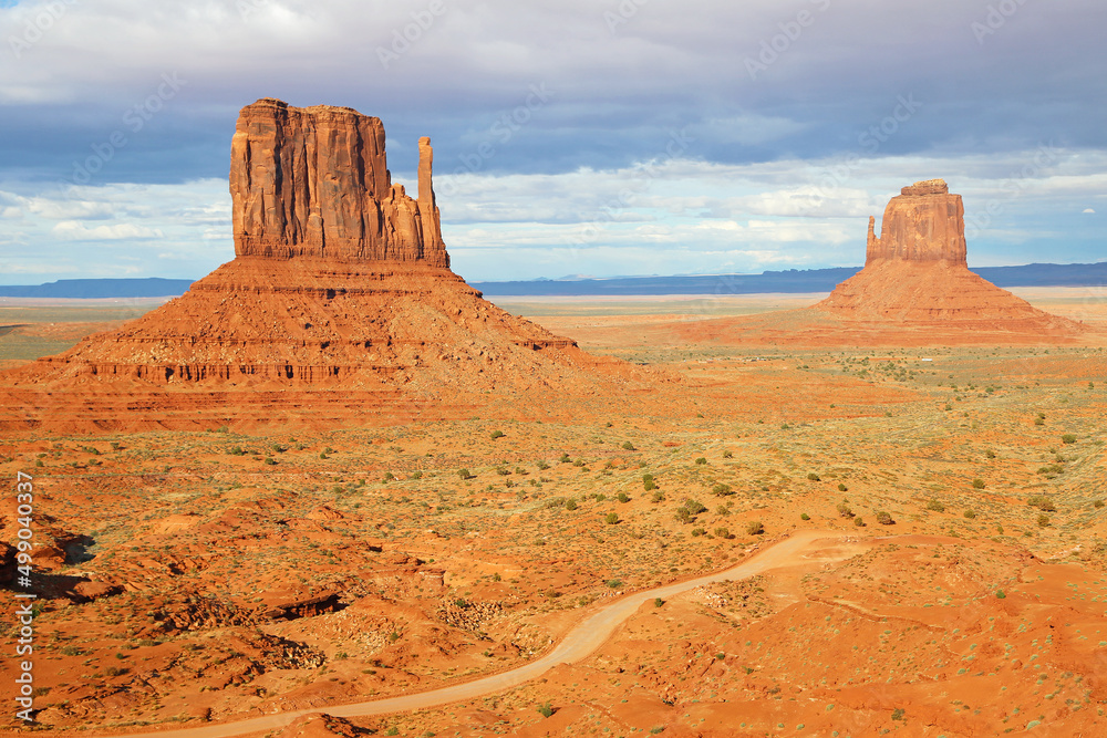 Mitten Buttes - Monument Valley, Utah, Arizona Mitten Buttes - Monument Valley, Utah, Arizona