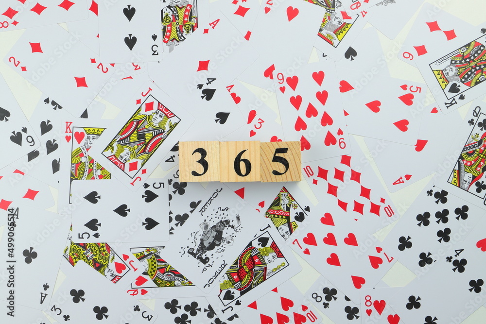 全てのカードの数字の合計にジョーカーを足すと365になるトランプ