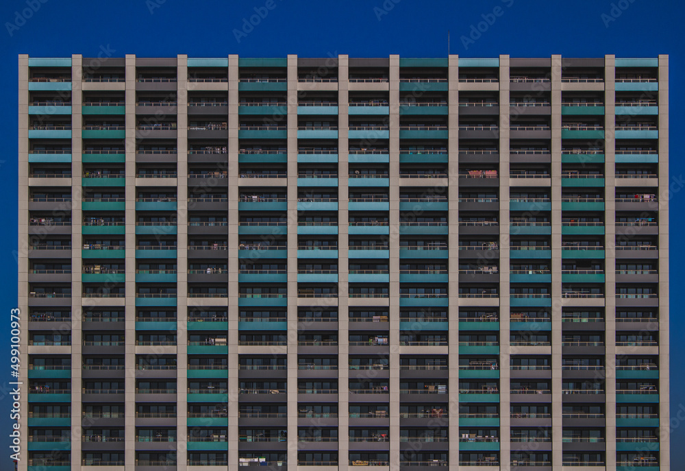 青空とマンション 青空とマンション
