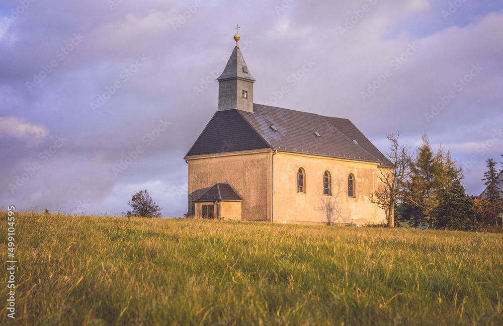 Fototapeta premium Church near Hora svate Kateriny in Czech republic.