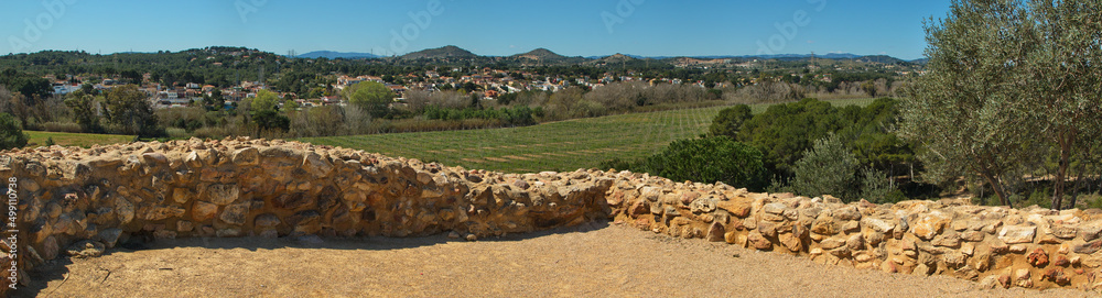 Obraz premium View of La Presa from La Lloma De Betxi in Parc Natural de Turia at La Vallesa near Valencia,Spain,Europe 