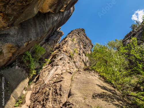 Häntzschelstiege in der Sächsischen Schweiz - Stiege durch die Felswände