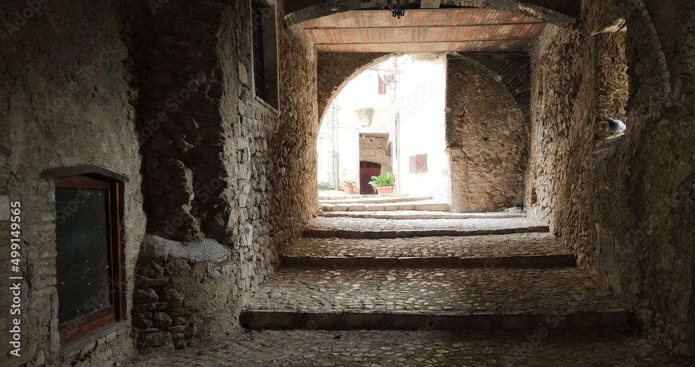 Borgo medievale di Casperia, Terni,
Italia Borgo medievale di Casperia, Terni,
Italia