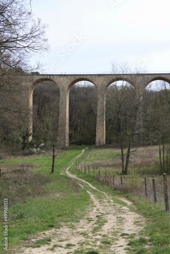 Trekking to the viaduct  photo