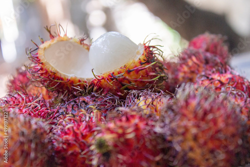 litchi, fruta tropical exótica. photo