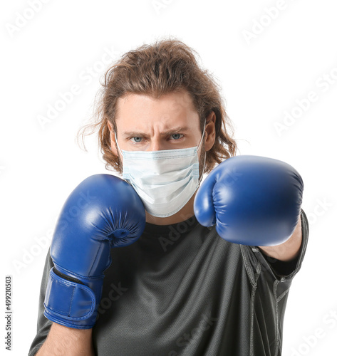 Young man wearing medical m...