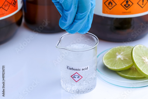 Photography carbonic acid in glass and laboratory experiments