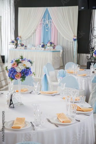 Restaurant wedding table setting in white tones  © Jan