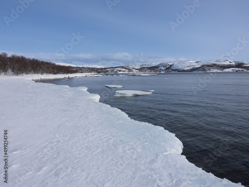 Fototapeta Naklejka Na Ścianę i Meble -  Wintry lanscapes near the town of Kirkenes near the Russian border, Norway