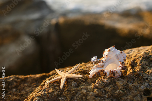 Engagement ring with seastar