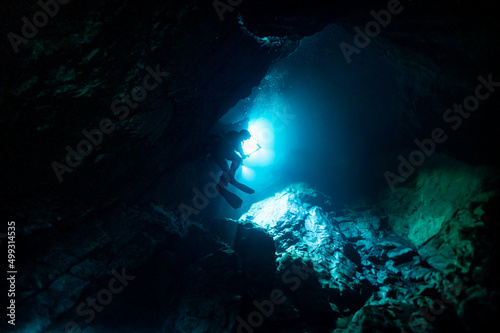 Cave diving - plongée sout
