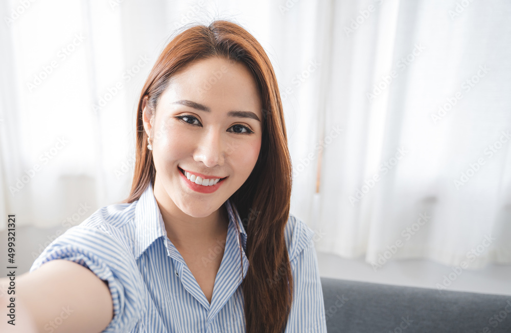 girl taking a selfie in the house