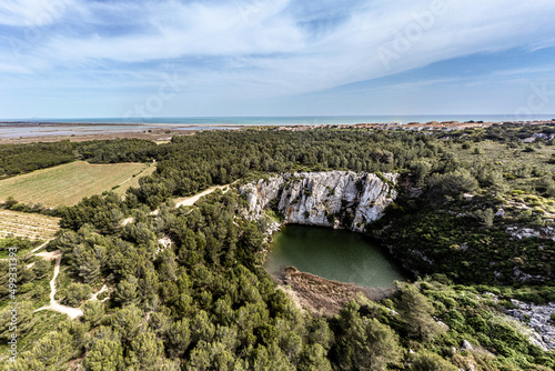 Le gouffre de l'œil doux à Fleury (Aude) photo