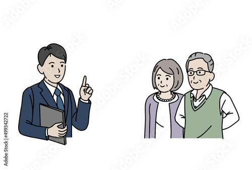 終活相談　説明を受ける　年配の夫婦　男女　シニア　高齢者