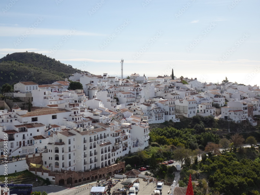 Fototapeta premium [Spain] A view of the new city of Frigiliana overlooking from the observatory