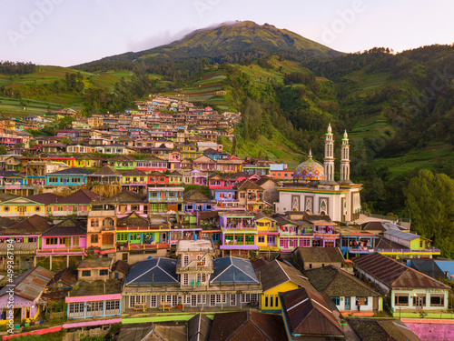 The mosque is located between village housing on the slopes of a Mount Sumbing. Masjid Baituttaqwa, Dusun Butuh Nepal Van Java, Magelang