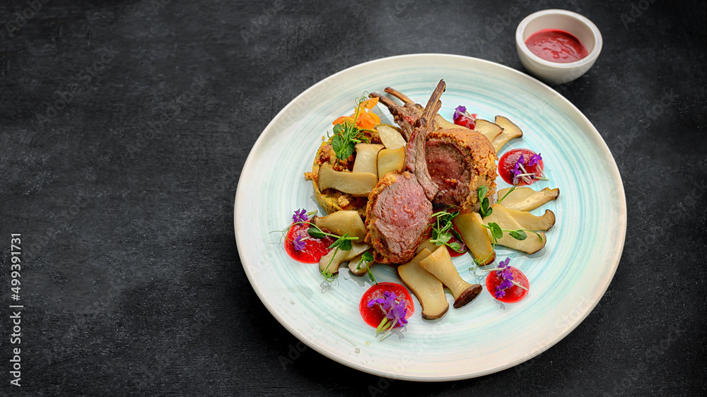 Grilled roe deer with sauce and mushrooms Grilled roe deer with sauce and mushrooms