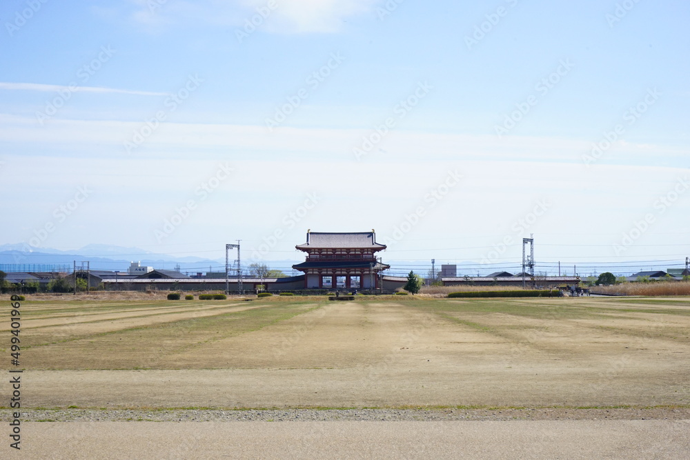 Fototapeta premium 日本 奈良県 朱雀門