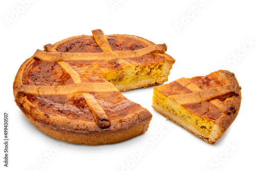 фотографія Neapolitan Pastiera sliced with slice, italian cake for Easter filled with ricot
