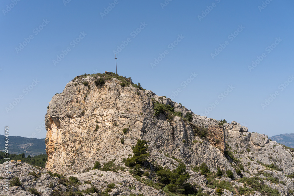Fototapeta premium Penaguila castle, on a clear and sunny day.