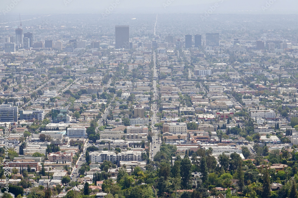 aerial view of los Angeles on a smoggy overcast day