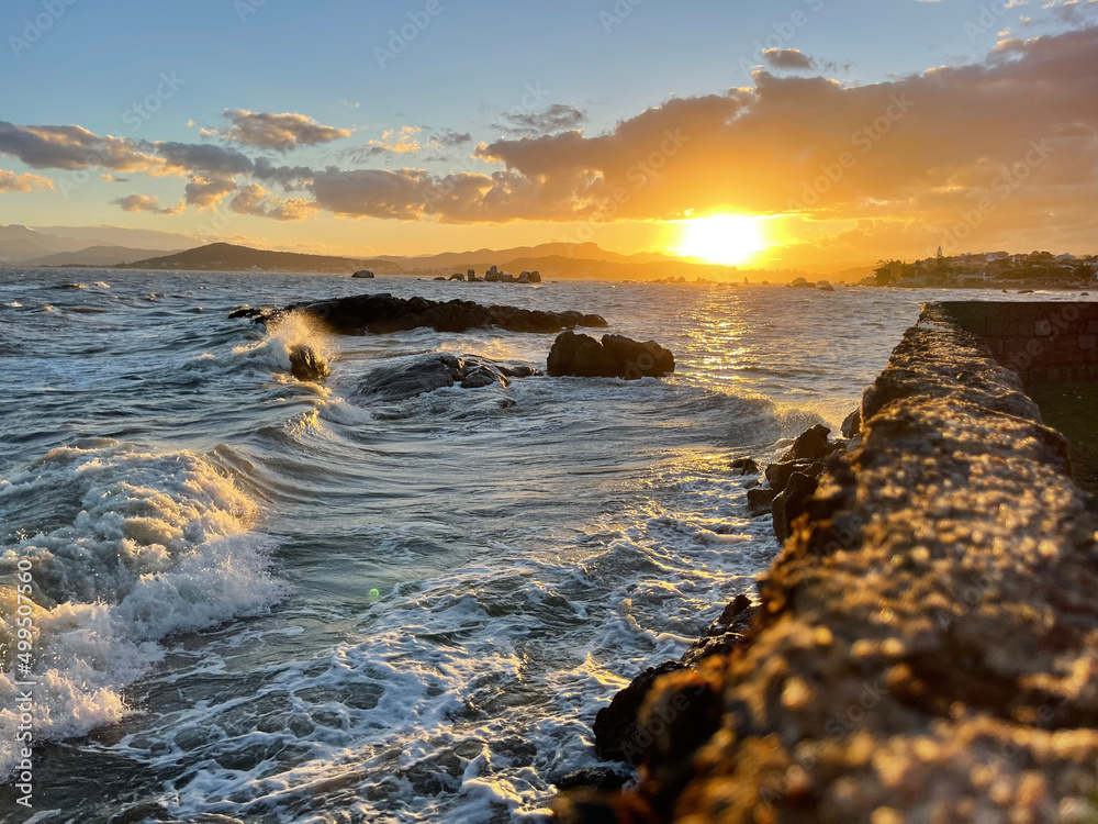 Obraz premium sunset over the sea